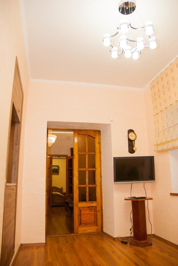 Bazar Apartment Chisinau Exterior foto